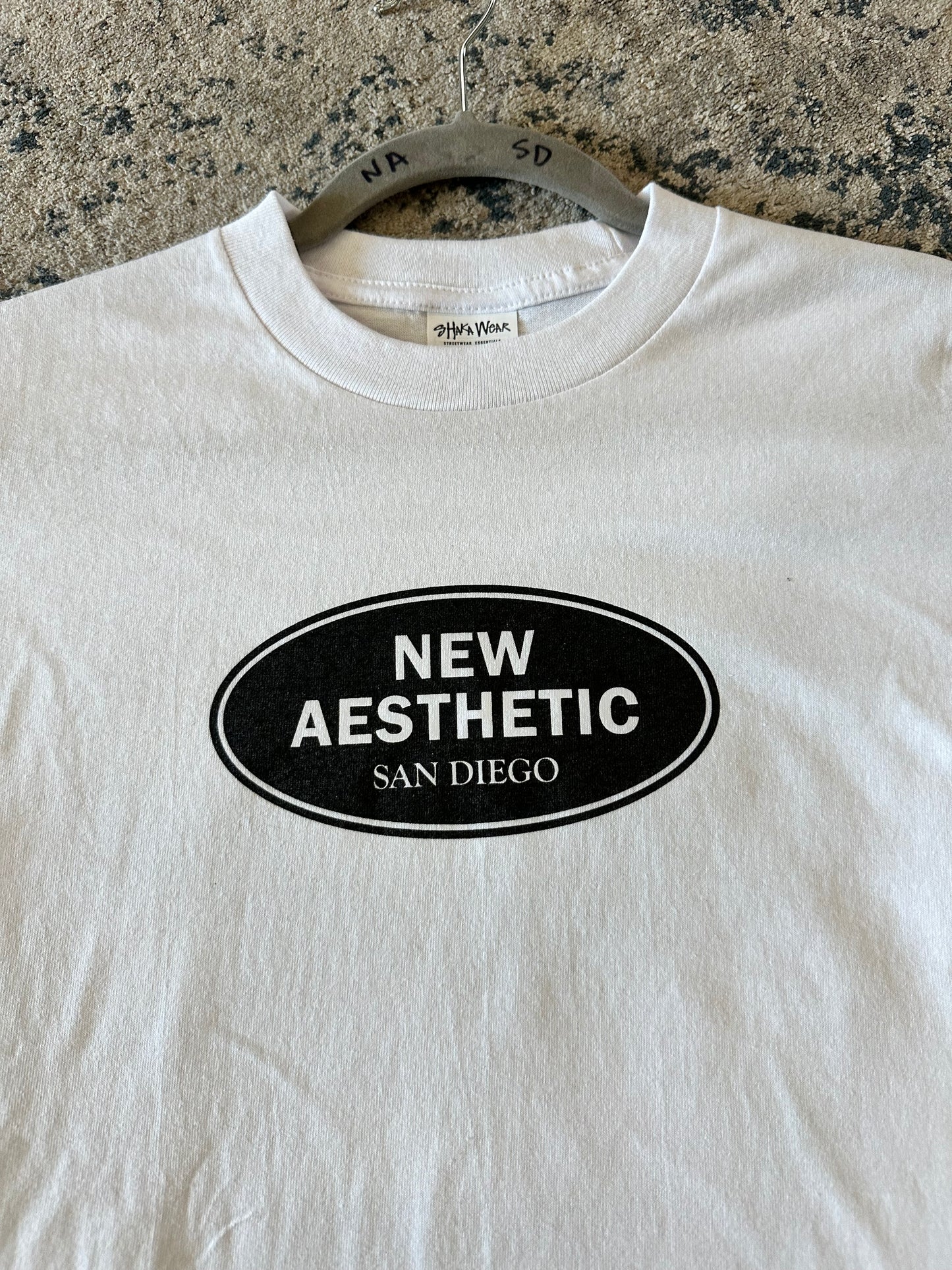 Oval Tee